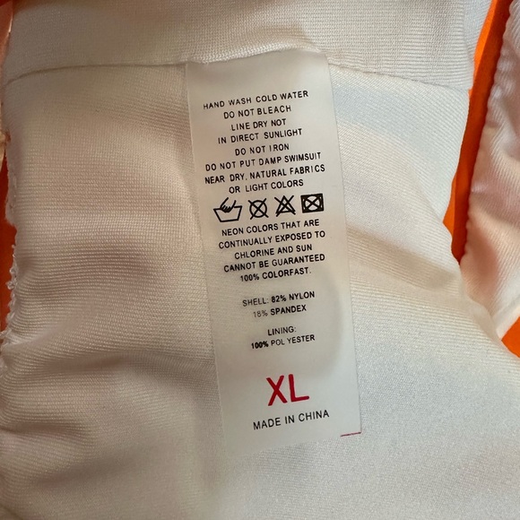 NWOT Women’s White Orange Stripes Two Piece Bathing Suit Size XL - Picture 17 of 17